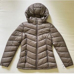 Charter Club | Hooded Puffer Coat - PACKABLE in Taupe Size S